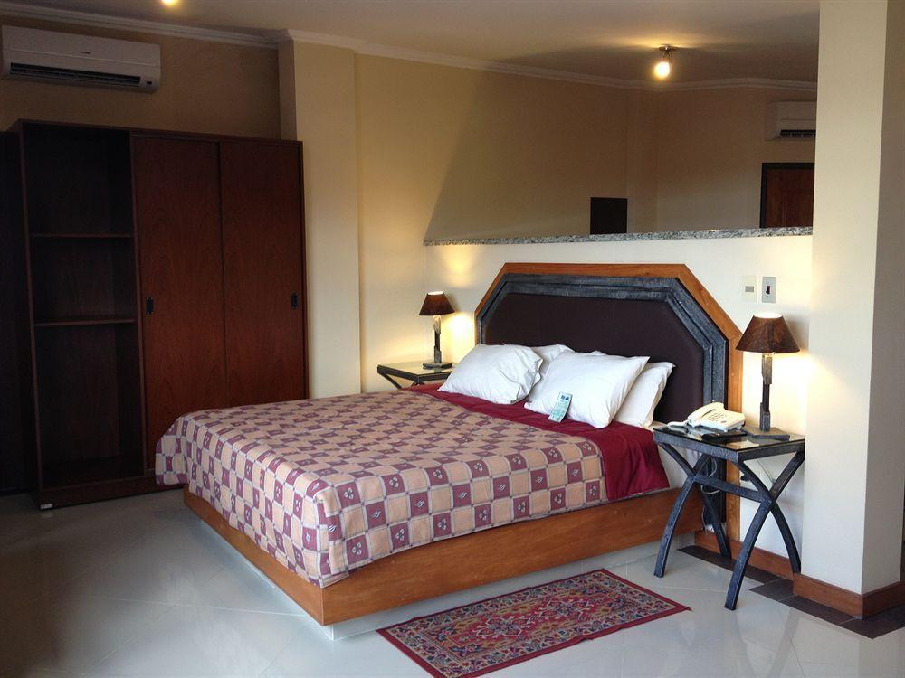 אסונסיון Aspen Hotel & Apart מראה חיצוני תמונה