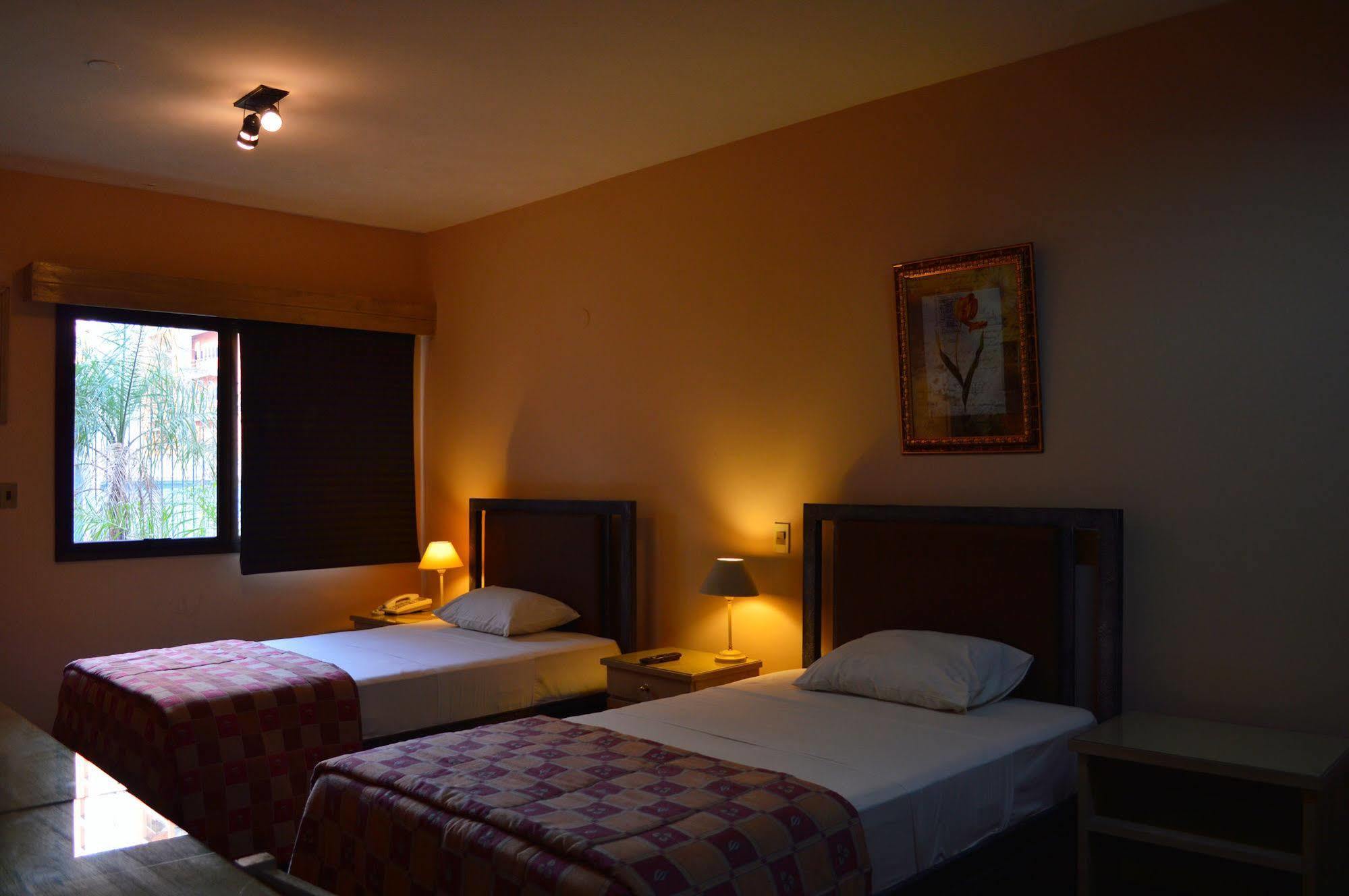 אסונסיון Aspen Hotel & Apart מראה חיצוני תמונה